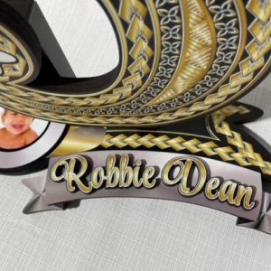 Personalized wooden plaque with floral design
