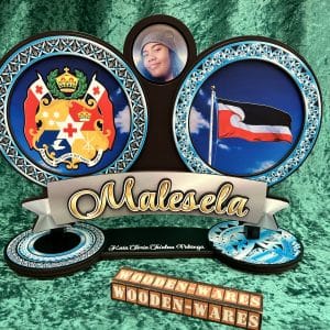 Tongan Māori wooden artwork