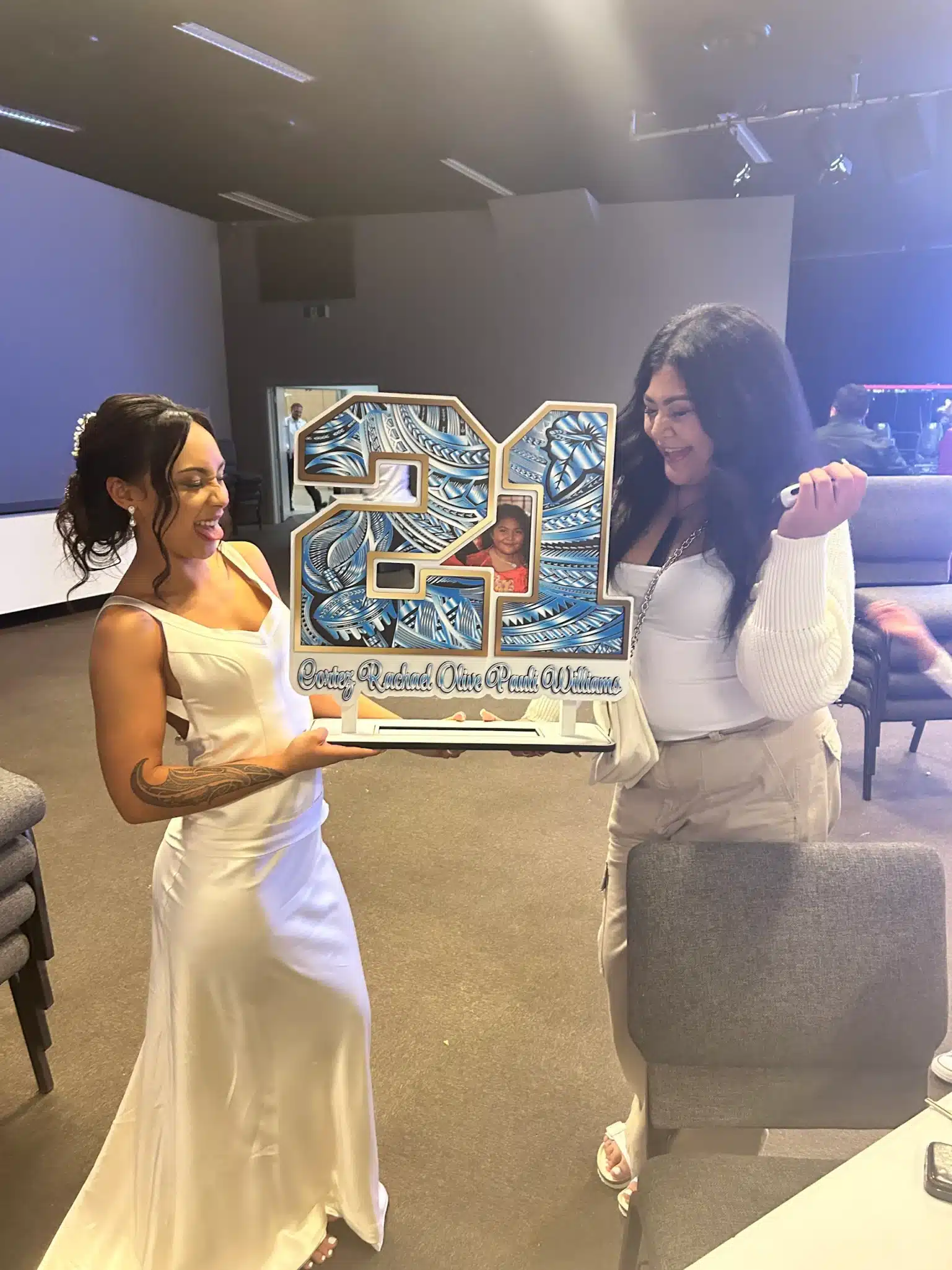 The Bold Block 21 – from $540