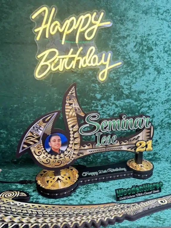 The Hook and Club – from $550