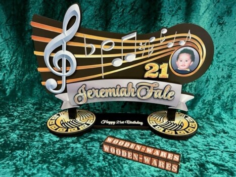 Handcrafted woodenwares key