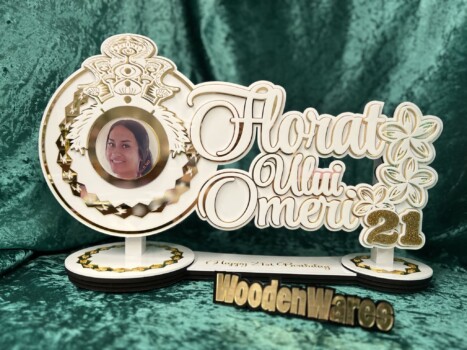 Personalized wooden milestone key