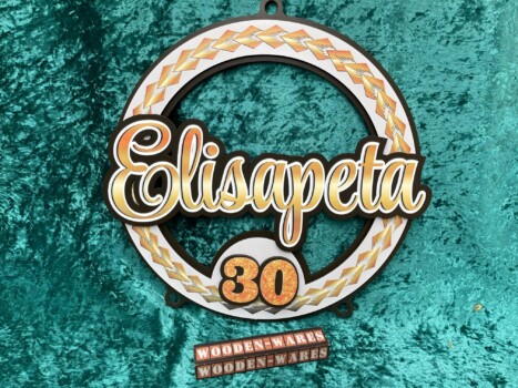 Circle wooden design